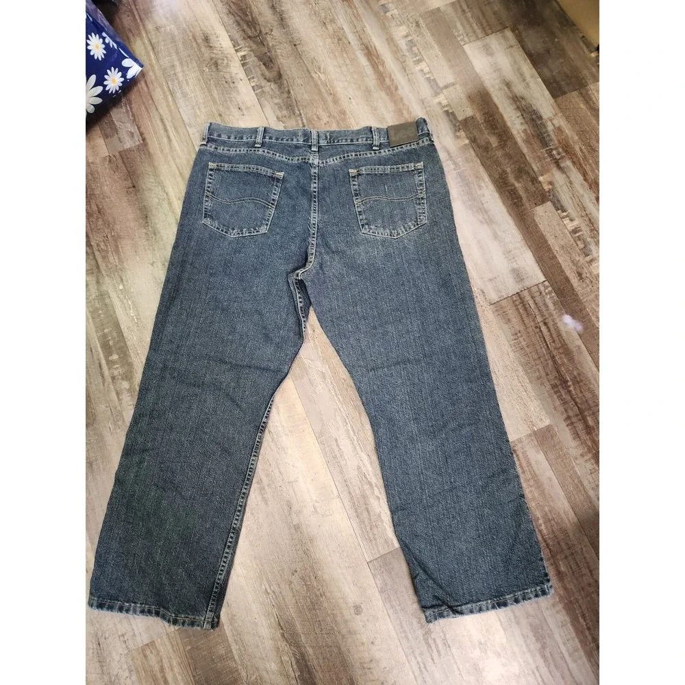 Lee Men's Jeans 42x29 Short  Bootcut Blue  EUC 2020302